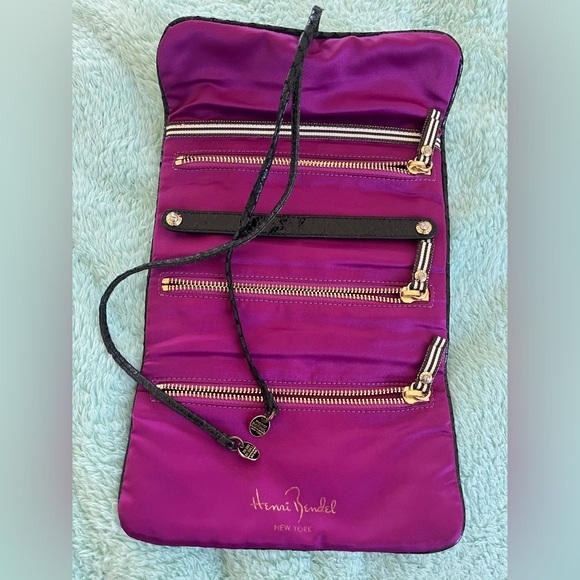 HENRI BENDEL SATIN ROLL JEWELRY TRAVEL CASE - Picture 2 of 8